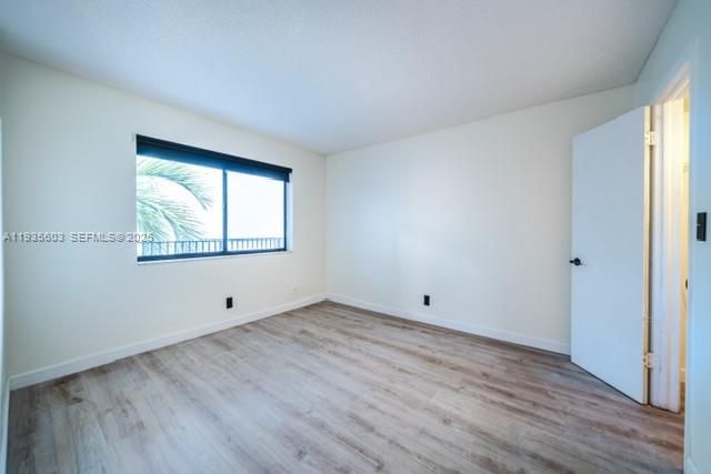 8020 Hampton Blvd 404, North Lauderdale, FL 33068