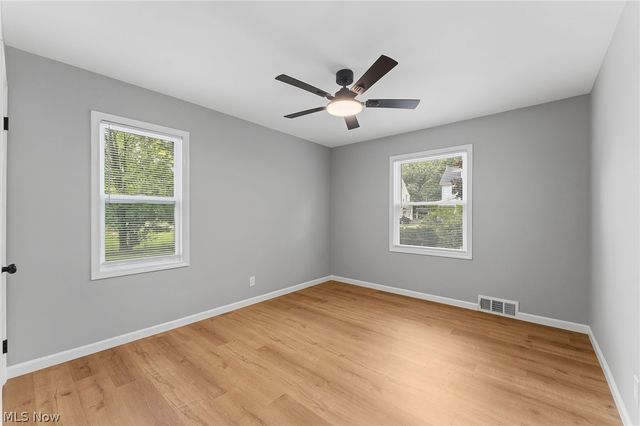 1004 Woodview Road, Cleveland Heights, OH 44121