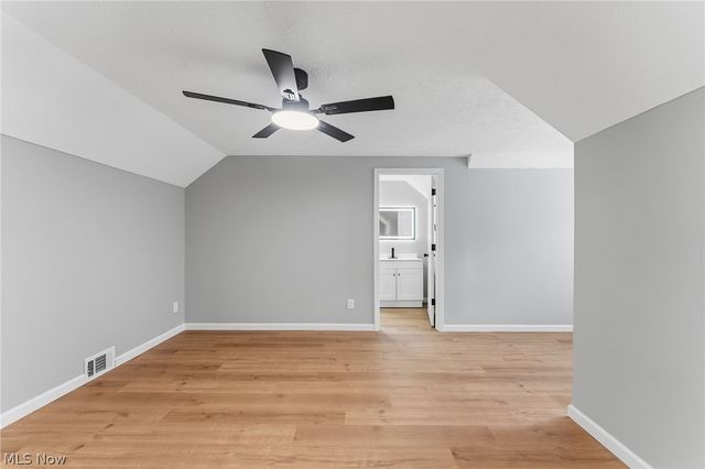 1004 Woodview Road, Cleveland Heights, OH 44121