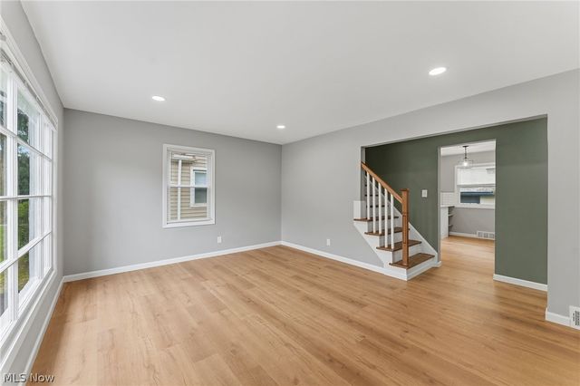 1004 Woodview Road, Cleveland Heights, OH 44121