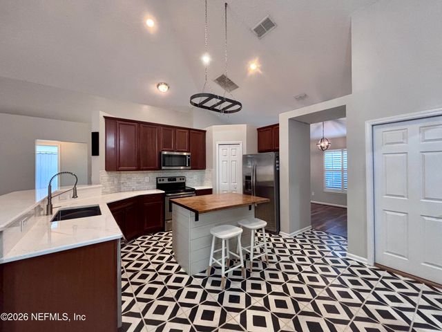 1611 HEATHER FIELDS Court, Fleming Island, FL 32003