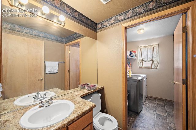 4866 Savannah Hawk Drive, Colorado Springs, CO 80916