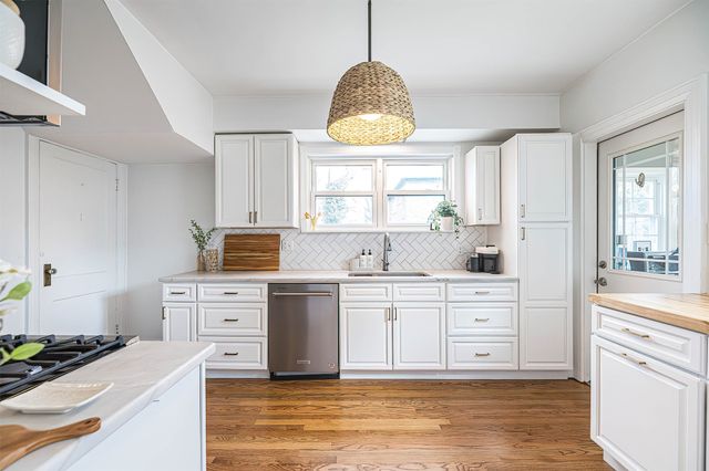 1813 OXFORD Street, Erie, PA 16505