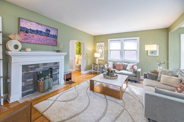 1813 OXFORD Street, Erie, PA 16505