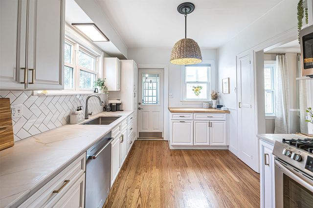 1813 OXFORD Street, Erie, PA 16505