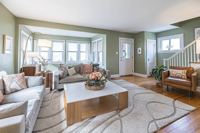 1813 OXFORD Street, Erie, PA 16505