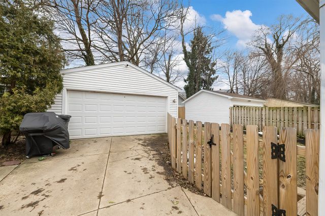 1813 OXFORD Street, Erie, PA 16505