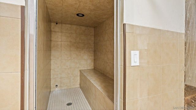 3050 Rue D'Orleans 423, San Diego, CA 92110