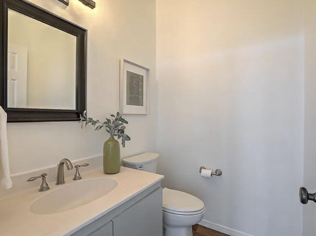 Image 17 of property listing at 11401 Academy Ridge Road NE, Albuquerque, NM 87111