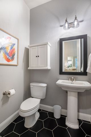 1109 17th Street, Argyle, TX 76226