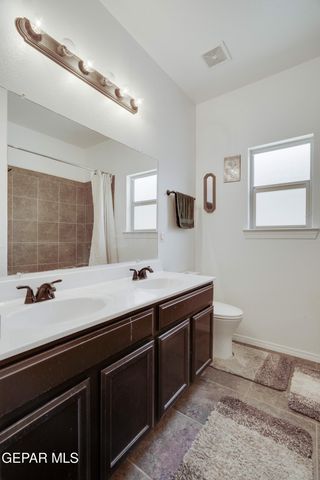 12648 Paseo Rosannie Avenue, El Paso, TX 79928