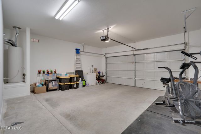 12648 Paseo Rosannie Avenue, El Paso, TX 79928