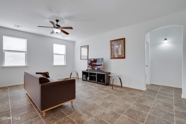 12648 Paseo Rosannie Avenue, El Paso, TX 79928