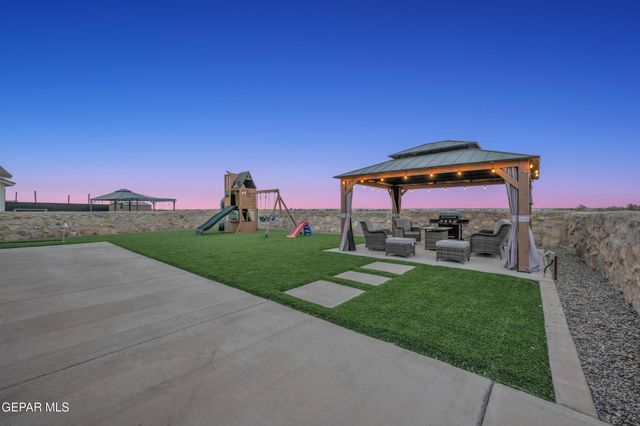 11344 Santa Barbara Drive, Socorro, TX 79927