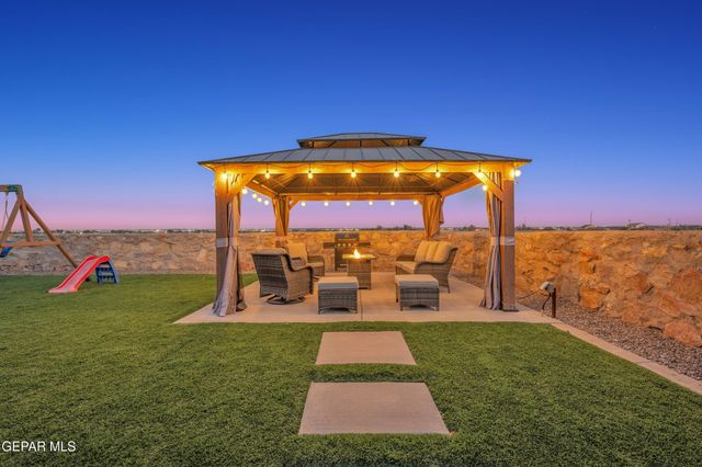 11344 Santa Barbara Drive, Socorro, TX 79927