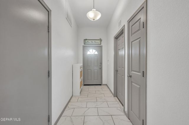 11344 Santa Barbara Drive, Socorro, TX 79927