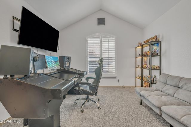 11344 Santa Barbara Drive, Socorro, TX 79927