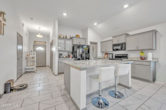 11344 Santa Barbara Drive, Socorro, TX 79927