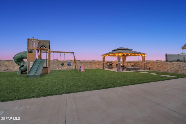 11344 Santa Barbara Drive, Socorro, TX 79927