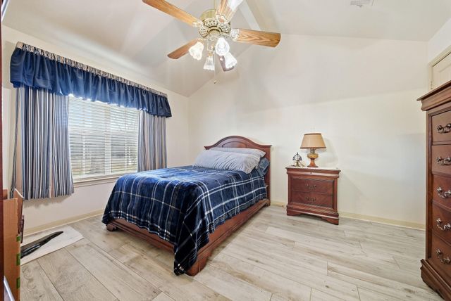 37728 Little Thorn Lane, Magnolia, TX 77354