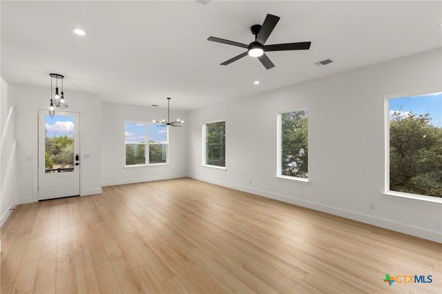 104 Magnolia Circle, Boerne, TX 78006