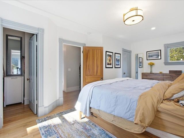245 Loomis Street, Burlington, VT 05401