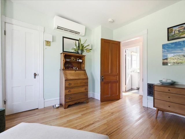 245 Loomis Street, Burlington, VT 05401