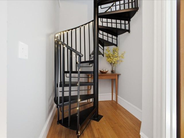 245 Loomis Street, Burlington, VT 05401