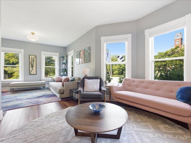 245 Loomis Street, Burlington, VT 05401
