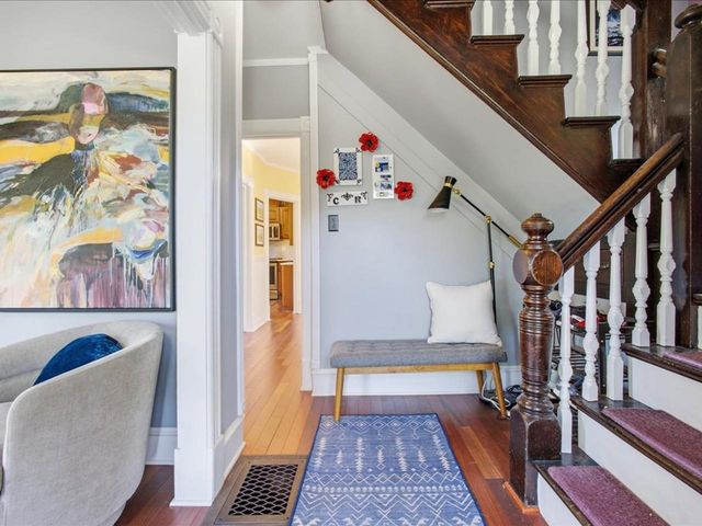 245 Loomis Street, Burlington, VT 05401