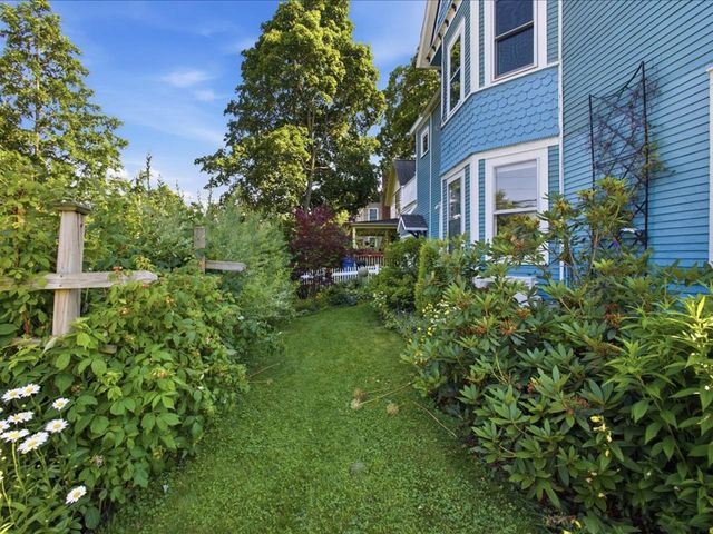 245 Loomis Street, Burlington, VT 05401