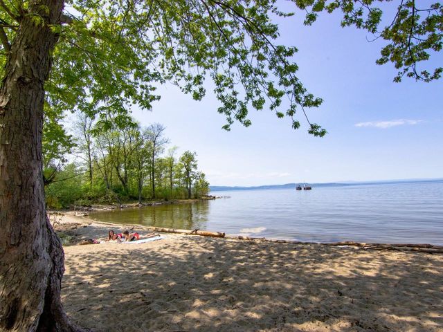 245 Loomis Street, Burlington, VT 05401