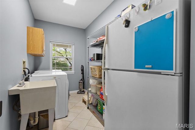 2385 Clarjon Drive, Ballwin, MO 63021