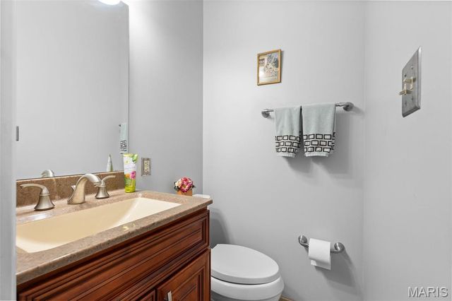 2385 Clarjon Drive, Ballwin, MO 63021