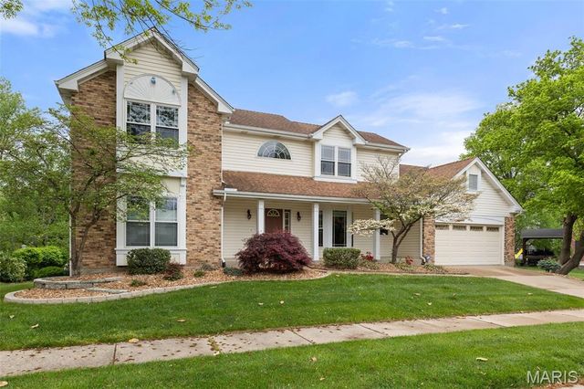 2385 Clarjon Drive, Ballwin, MO 63021