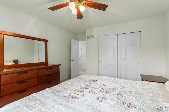 2385 Clarjon Drive, Ballwin, MO 63021