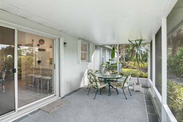 410 NW Tuscany Court, Port St Lucie, FL 34986