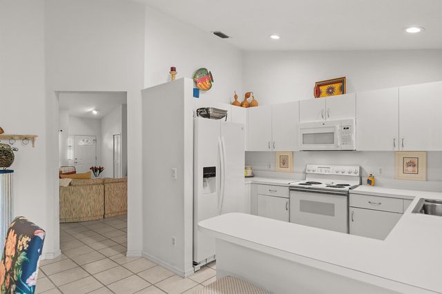 410 NW Tuscany Court, Port St Lucie, FL 34986