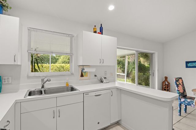 410 NW Tuscany Court, Port St Lucie, FL 34986