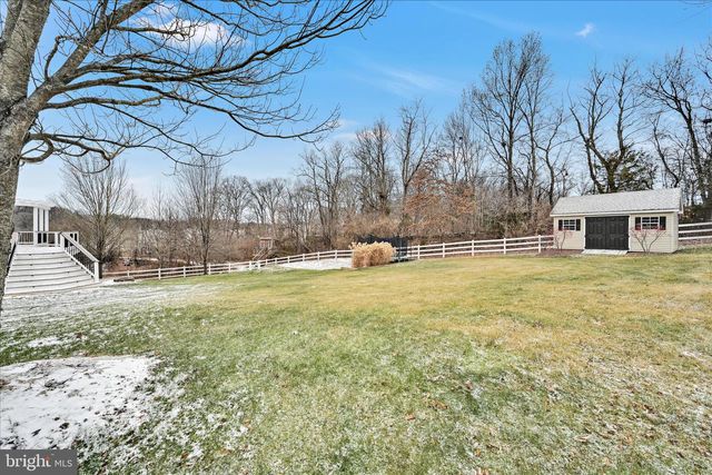 1134 S SANATOGA RD, Pottstown, PA 19465