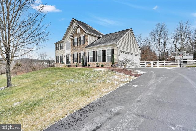 1134 S SANATOGA RD, Pottstown, PA 19465