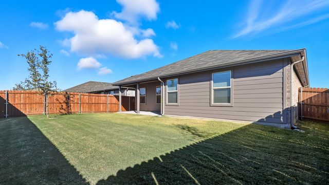 10801 BLOODSTONE Drive, Fort Worth, TX 76036