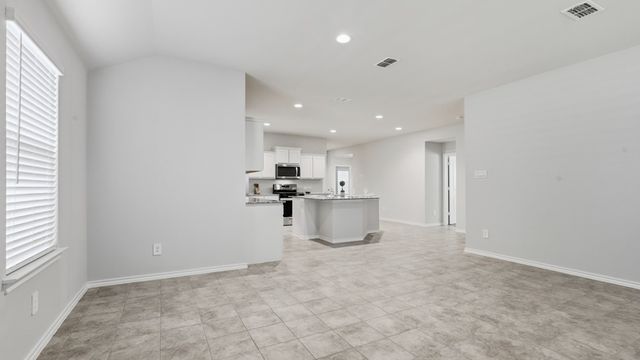 10801 BLOODSTONE Drive, Fort Worth, TX 76036