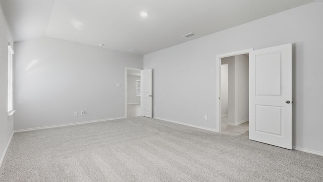 10801 BLOODSTONE Drive, Fort Worth, TX 76036