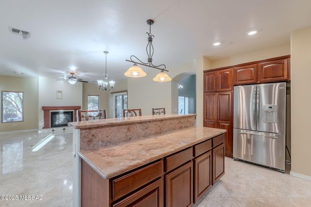 15257 S Via Lago Del Encanto, Sahuarita, AZ 85629