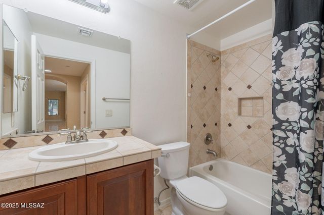 15257 S Via Lago Del Encanto, Sahuarita, AZ 85629