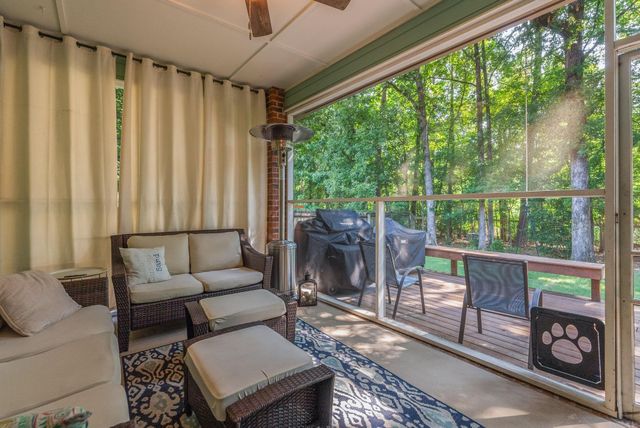 20 Chatel Drive, Little Rock, AR 72223
