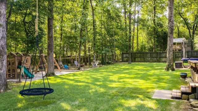 20 Chatel Drive, Little Rock, AR 72223