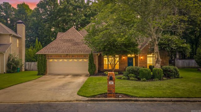 20 Chatel Drive, Little Rock, AR 72223