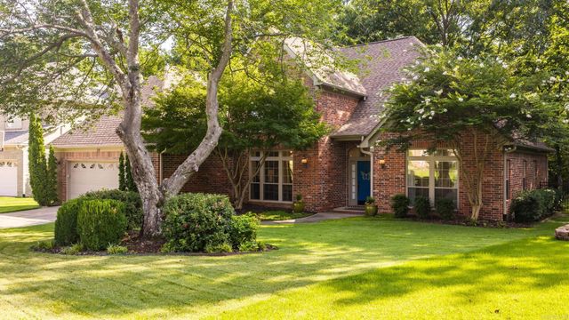 20 Chatel Drive, Little Rock, AR 72223